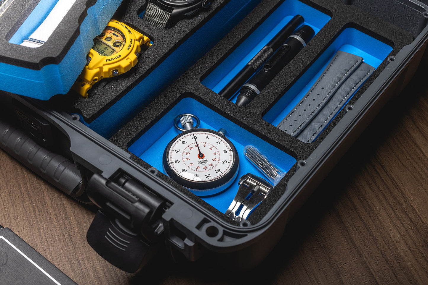 8WCWC - Blue Interior