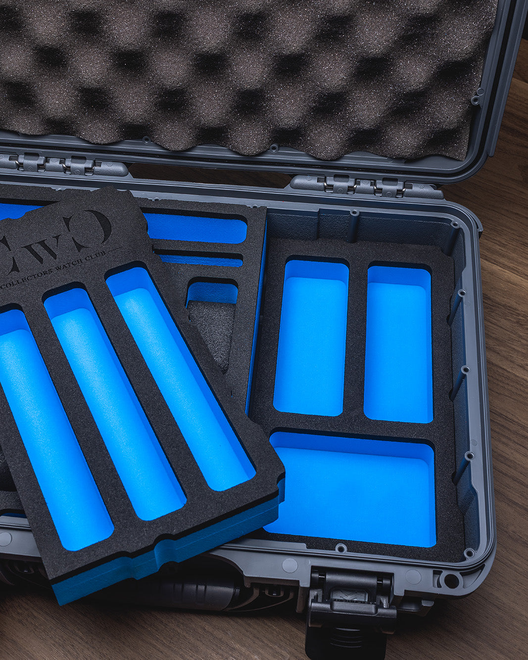 8WCWC - Blue Interior